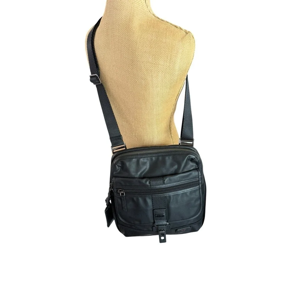 Tumi Alpha Bravo Black Ballistic Nylon Crossbody Messenger Bag‎ WF Monogram